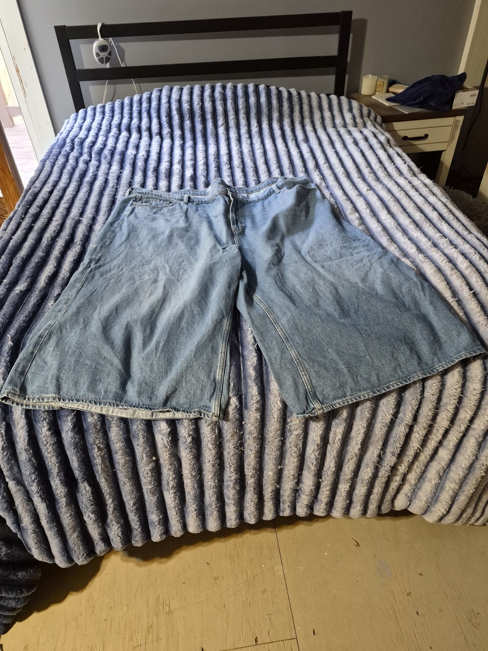 Old Navy Women's Light Blue Denim Wide Hemmed Capris Plus Size 28